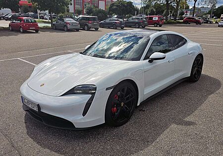 Porsche Taycan 4S Performancebatterie Plus