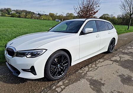 BMW 318i 318 Touring Aut. M Sport