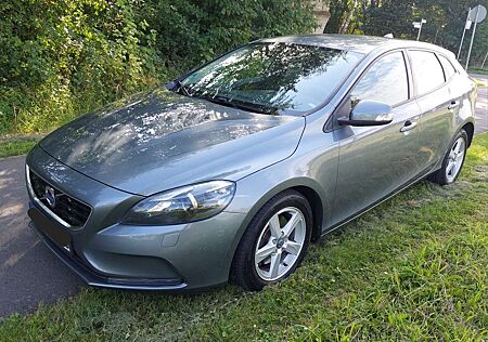 Volvo V40 T2 You