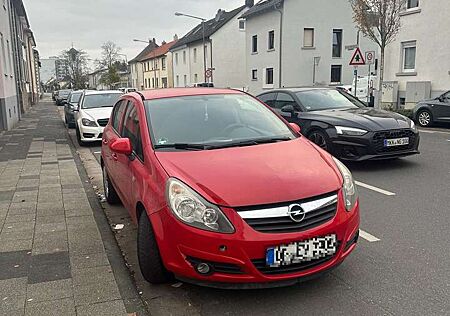 Opel Corsa Rot