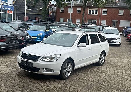 Skoda Octavia Combi Elegance*PDC*LMF*SHZ***