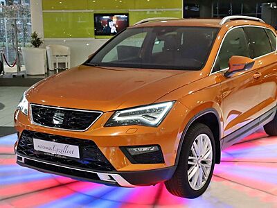 SEAT Ateca Xcellence *1HD*LED*ALU*PDC*NAVI*SHZ*