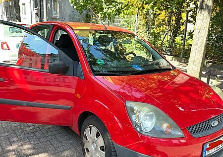 Ford Fiesta 2006 Baujahr.