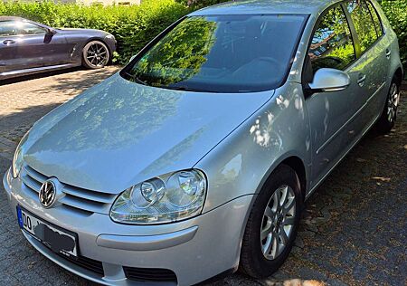 VW Golf Volkswagen V 5-Türer 1.6 Trendline
