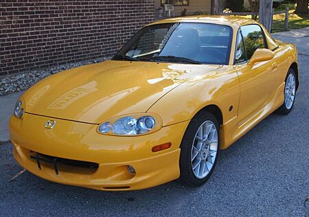 Mazda MX-5 MX 5 1.9i 16V Sportive