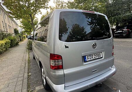 VW T5 Multivan Volkswagen Atlantis