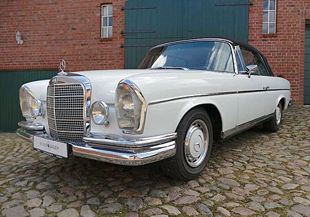 Mercedes-Benz 280 SE Werkscabriolet W111