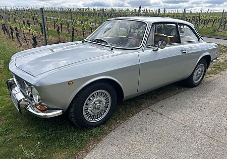 Alfa Romeo GTV Leder Bertone