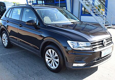VW Tiguan Volkswagen 1,4 TSI NEUES MODELL/SHZ/ALU/1. Hand