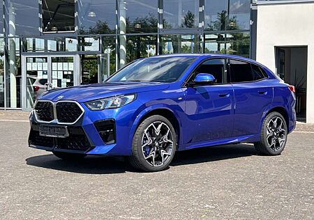 BMW X2 sDrive20i / M Sportpaket / Niere Iconic Glow