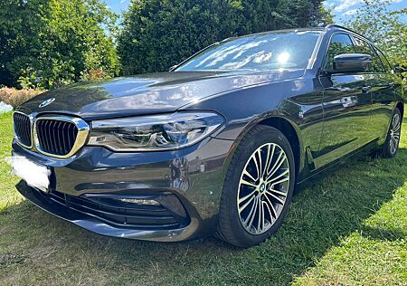 BMW 530d 530 xDrive Touring Aut. Sport Line