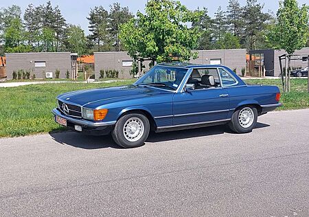 Mercedes-Benz SL 380 Neulackierung, Leder neu, Softtop neu