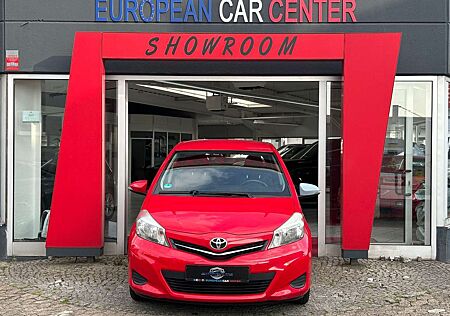 Toyota Yaris Life 1.4 *NAVI*MFL*KAMERA*KLIMA
