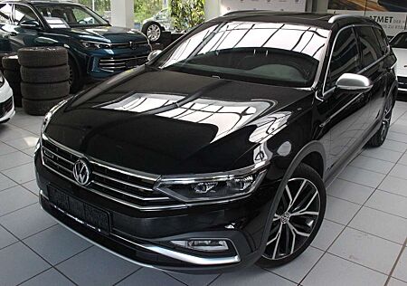 VW Passat Variant Volkswagen Alltrack/DSG/PANO/AHK/LEDER/DYNAU