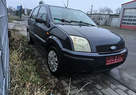 Ford Fusion 1.4 Liter TÜV NEU.