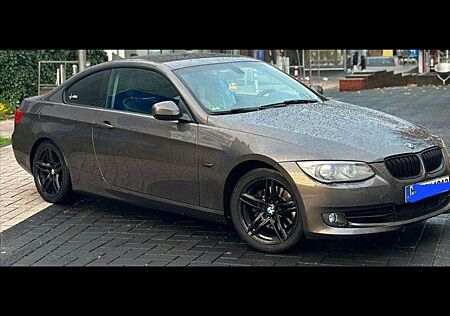 BMW 320d 320 e92 LCI