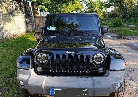 Jeep Wrangler Unlimited Hard-Top 2.8 CRD DPF