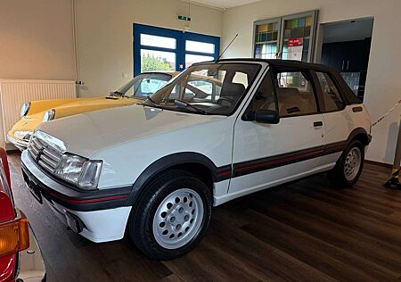 Peugeot 205 205 CTI Cabrio technisch überarbeitet & restauriert