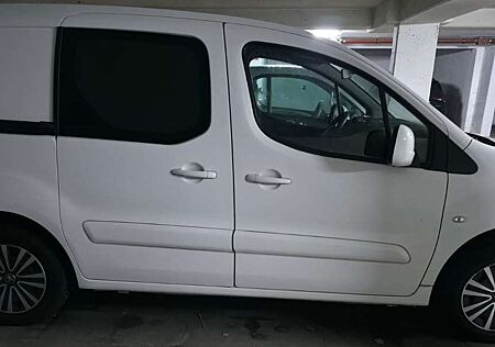 Peugeot Partner L1 Premium / Kamera /