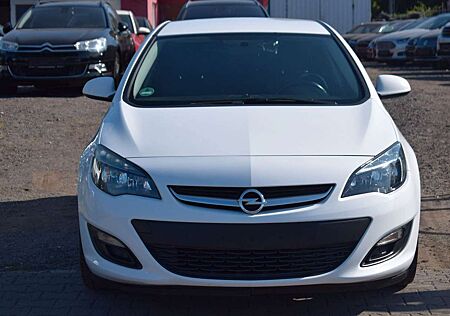 Opel Astra J Lim. 5-trg. Energy