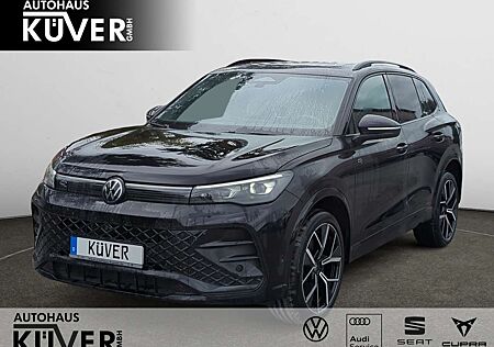 VW Tiguan Volkswagen R-Line 2,0 TSI DSG 4M+Pano+AHK+Matrix+ACC