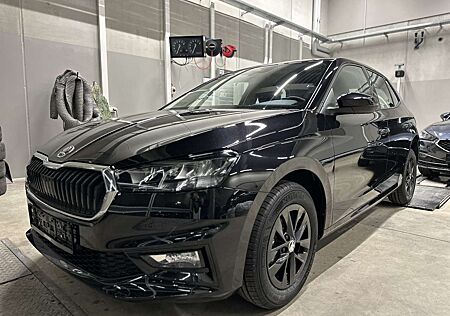 Skoda Fabia 1,0TSI 130Jahre SHZ Kamera Alu 5J.Garantie