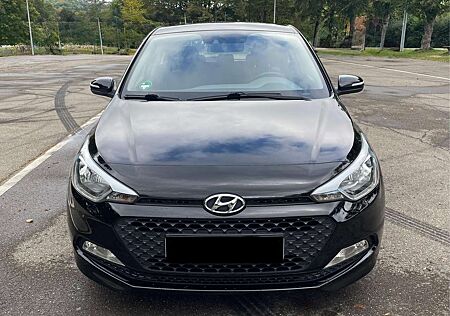 Hyundai i20 1.2 Trend KLIMA PDC GRA