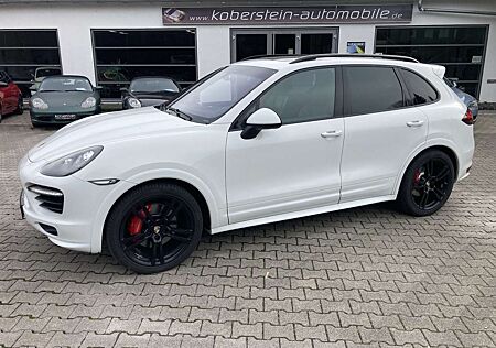 Porsche Cayenne GTS*PDCC,Luft,Pano,Kamera,el.AHK,2.Hand*