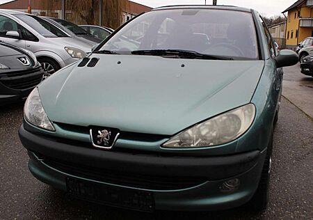 Peugeot 206 ,1.6 Automatik,Scheckheft,TÜV NEU