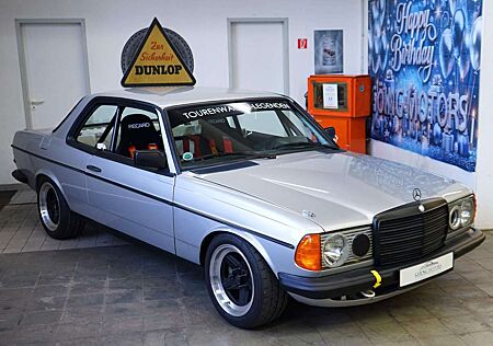 Mercedes-Benz CE 280 C123 Rennwagen Neuaufbau auf Rohkarosse mit H-Kenn
