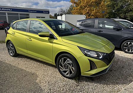 Hyundai i20 1.2 Sitzheizung Lenkradheizung Navi Tempomat
