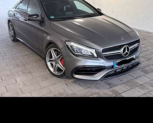 Mercedes-Benz CLA 45 AMG 4Matic Speedshift 7G-DCT Yellow Night Edition