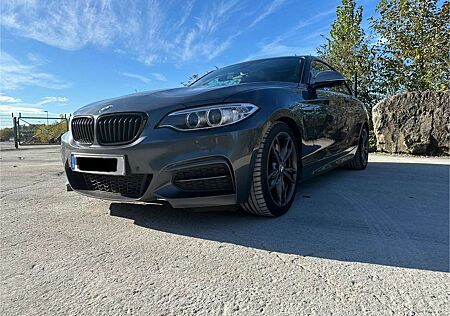 BMW 235 M235i Coupe Sport-Aut.