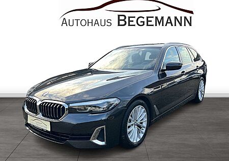 BMW 520 i T Luxury Line AHK Leder Pano Sportstz