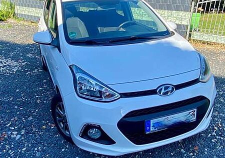 Hyundai i10 Classic, TÜV/Insp. neu, Allwetter auf Alufelgen