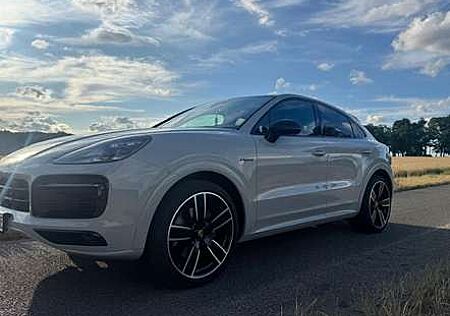 Porsche Cayenne E-Hybrid Coupe Tiptronic S Platinum Edition