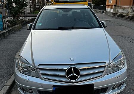 Mercedes-Benz C 180 Kompressor Automatik BlueEFFICIENCY Avantgarde