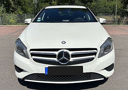 Mercedes-Benz A 180 Standheizung Rückfahrkamera