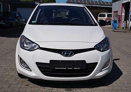 Hyundai i20 Classic Klima BT Tagfahrlicht ZV ABS