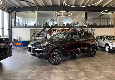 Porsche Cayenne Turbo *PANO*VOLLLEDER*KAMERA*TOTASSIST*