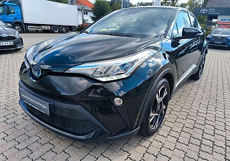 Toyota C-HR Hybrid Team D