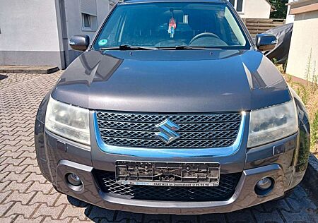 Suzuki Grand Vitara LEDER KLIMA ALLRAD AHK KLIMA
