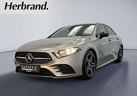 Mercedes-Benz A 180 AMG Line Night Paket Ambiente