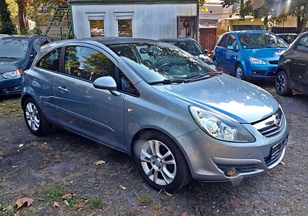 Opel Corsa D Sport /Pano/TÜV/AU 07/2026