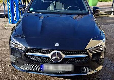 Mercedes-Benz CLA 180 7G-DCT Edition 2021