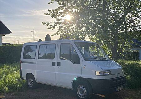 Fiat Ducato 10 230.236.0 verglast