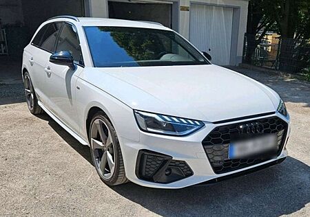 Audi A4 Avant 40 TDI S tronic line / AHK / 70 Tkm / 204 PS