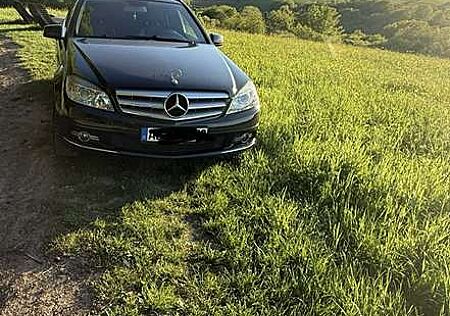 Mercedes-Benz C 200 T CGI Automatik BlueEFFICIENCY Elegance