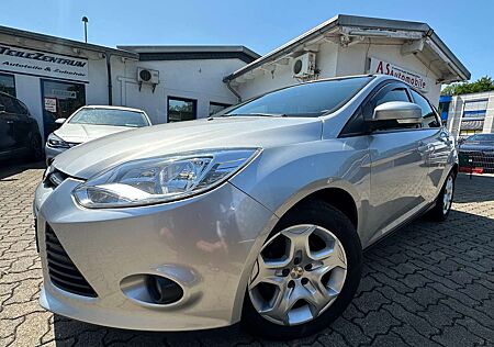 Ford Focus 1.6 TDCI St&St Limousine+KLIMATRONIK+6 GANG+TEMPOM