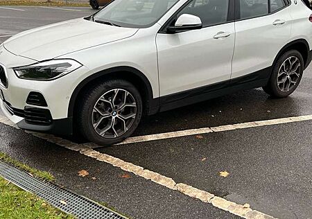 BMW X2 /sDrive18i/Aut./Adv.Plus/ Navi/Hifi/LED/AHK